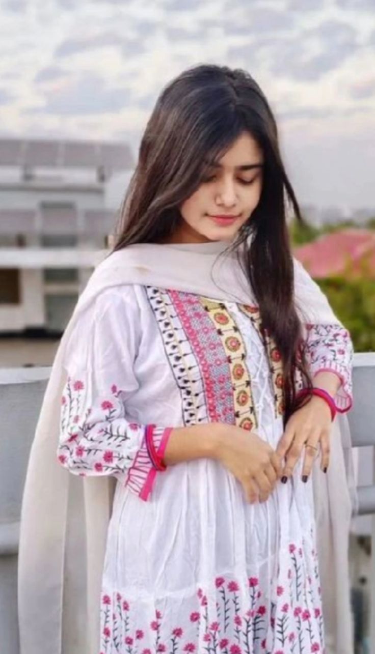 Avatar: Karachi Escort Service